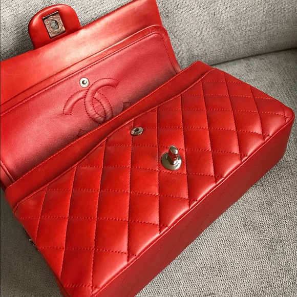 SOLD Chanel medium double flap in red lambskin - Picture 11 of 12